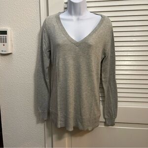 Mossimo Gray V-Neck Long Sleeve Top